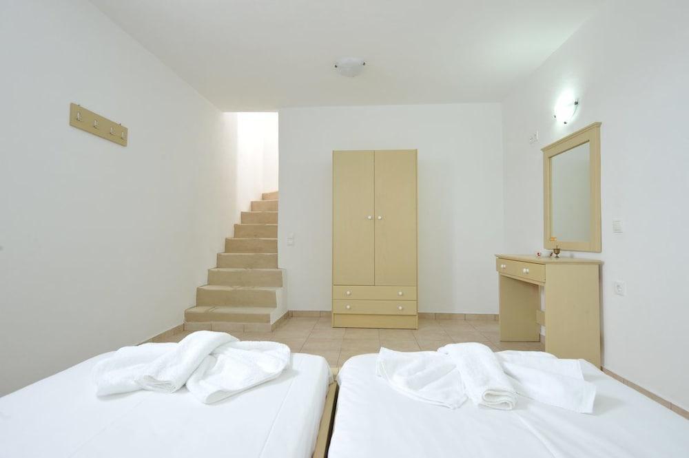 Captain Apartments Paros Náoussa Extérieur photo