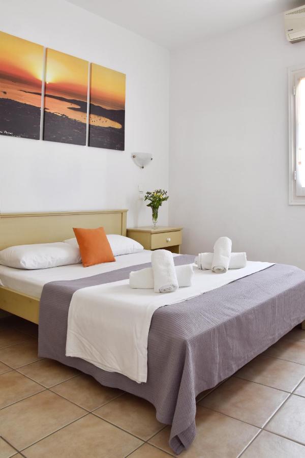 Captain Apartments Paros Náoussa Extérieur photo
